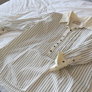 Free People tuxedo style shirt, perfect condition.
